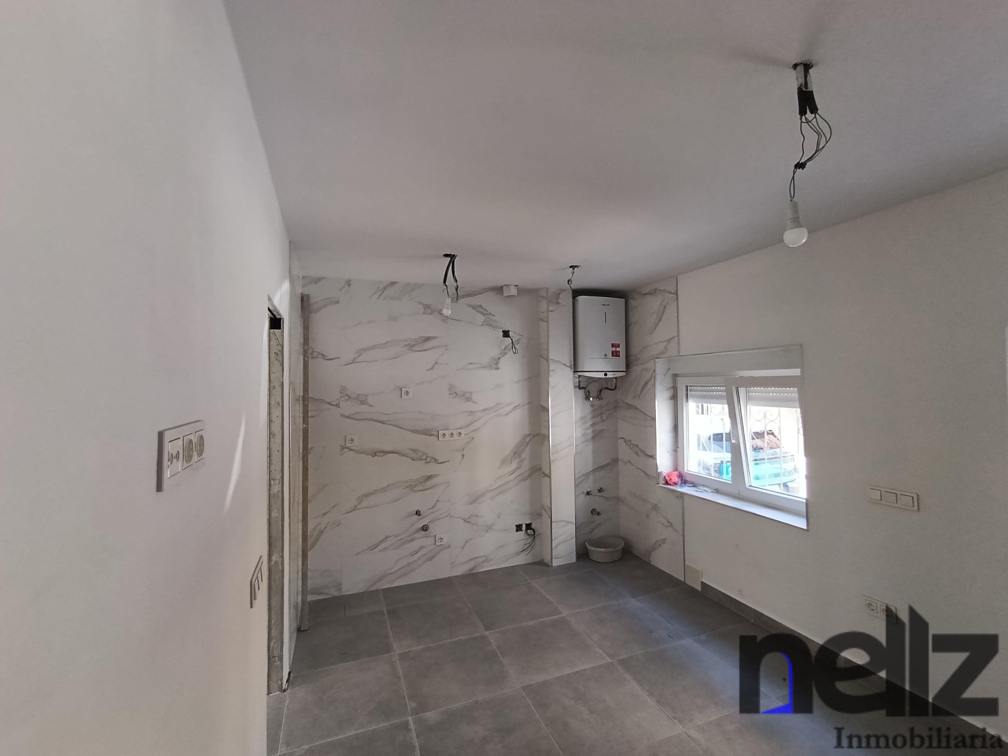 Piso en Calle Pintor Sorolla, 6